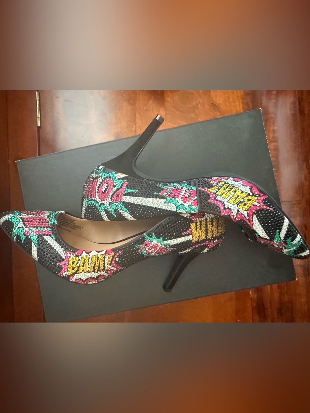 INC International Concepts Black Comic Pop-Print High Heels - Picture 6 of 6